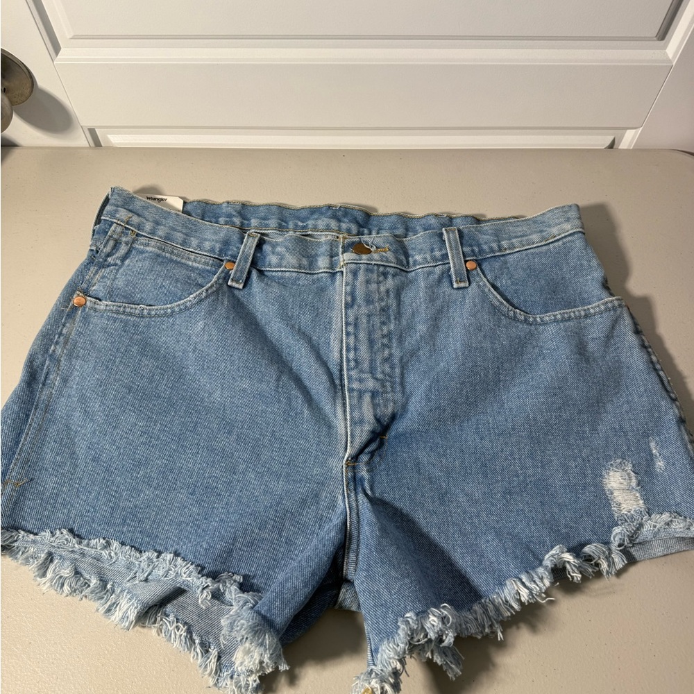 NWT Repurposed Wrangler Western Jean Shorts. 32 Waist